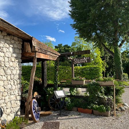 Agriturismo al Ranch Castello dʼAviano Exterior foto